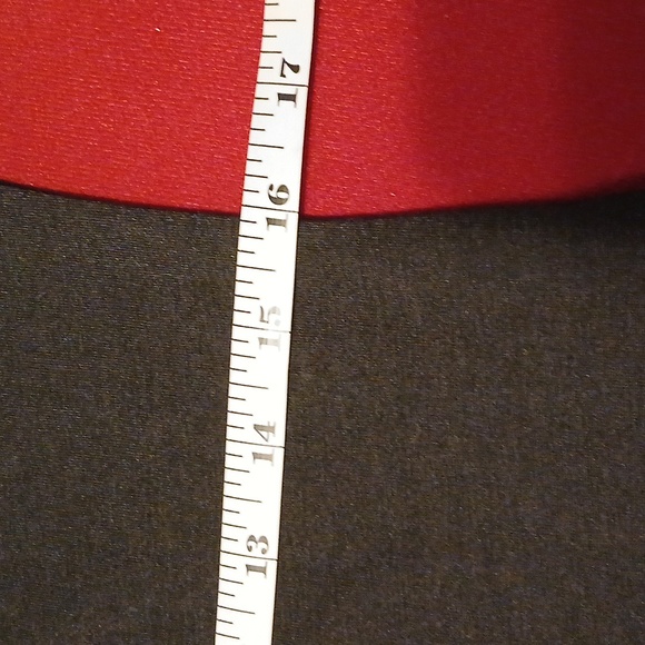 Top - Picture 5 of 6